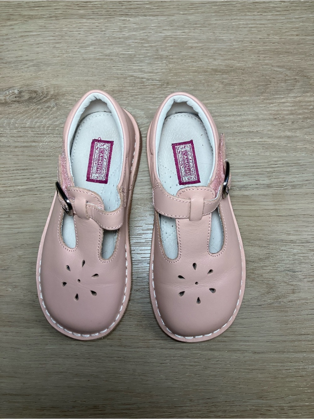L'Amour Joy classic T-strap Mary Jane size 12C